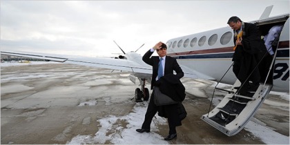 Illinois Governor Rod Blagojevich arriving home in Chicago after speaking in his own defense at his impeachment hearing at the state capitol in Springfield, Illinois on Thursday. 